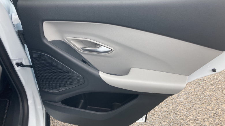 Ford Capri 210kW Select 77kWh 5dr Auto Electric Estate